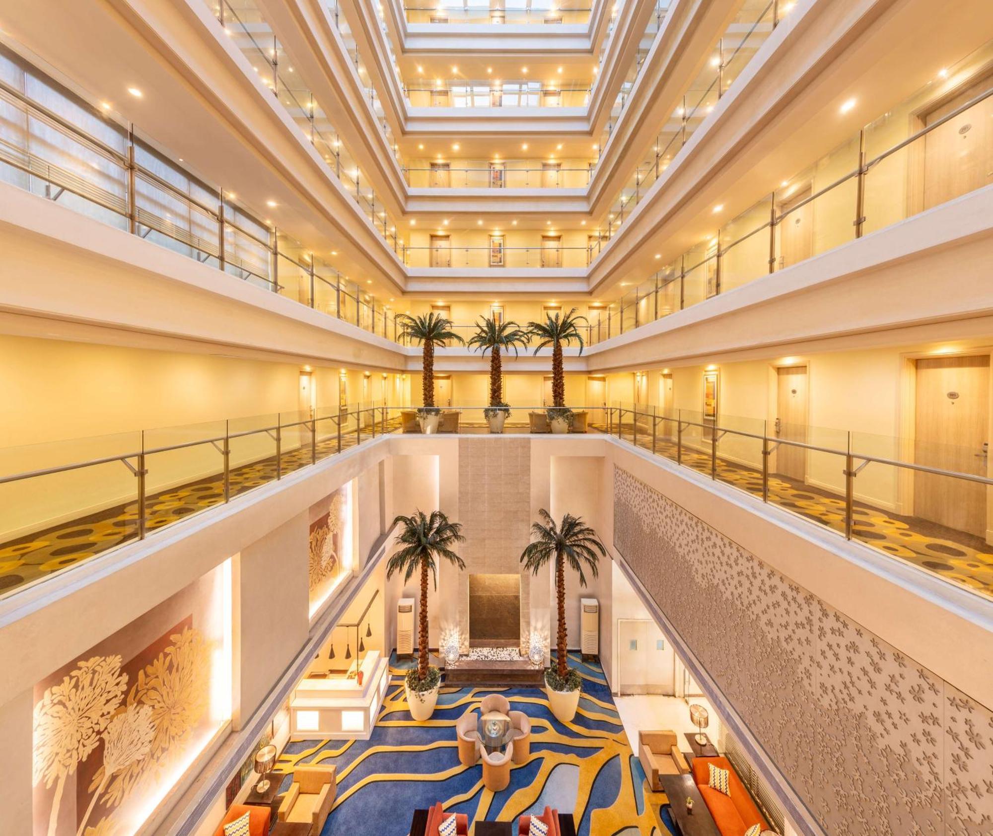 Hotel Park Plaza Faridabad Esterno foto